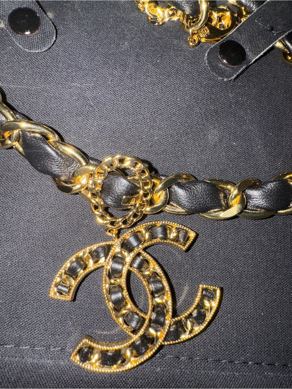 CHANEL Black & Gold Braided Chain Choker with CC Pendant Large - Picture 2 of 3
